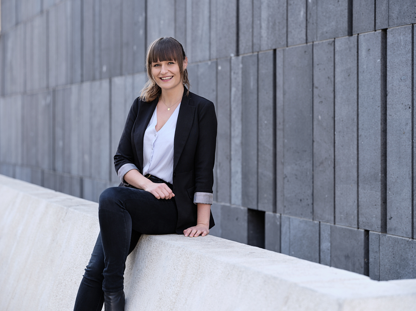 Portrait Nadine Schneiderbauer